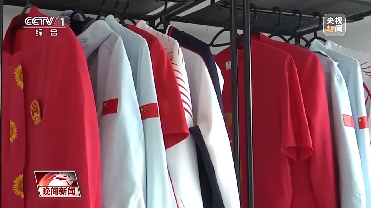 巴黎残奥村中国运动员装备揭秘：中国制造细节