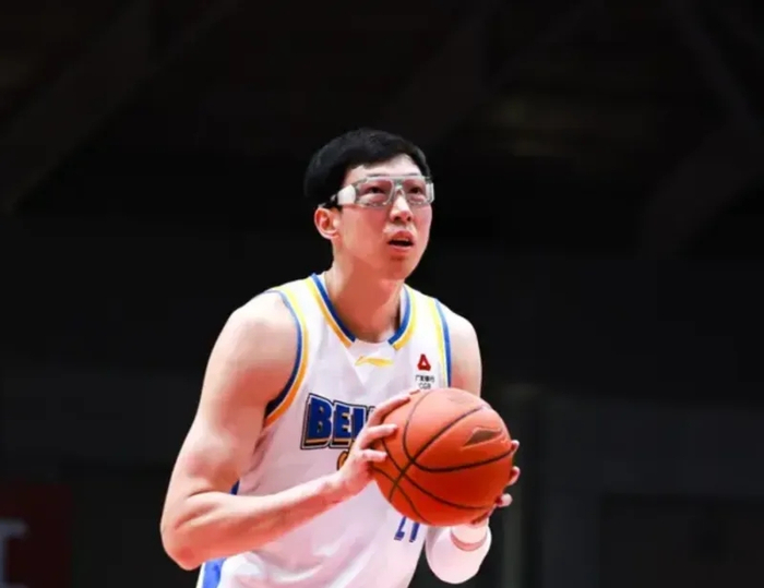 浙江队大胜北京队 81-66惨败暴露北控阵容短板